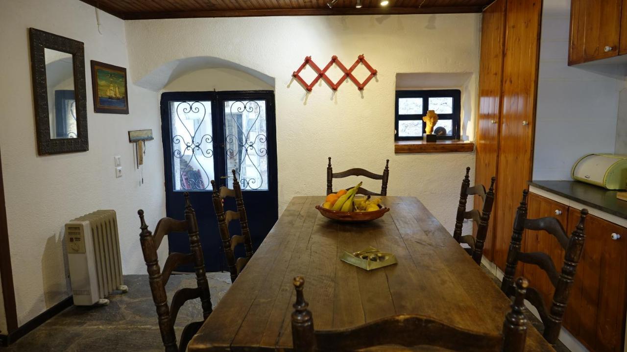 The Old Olive Mill House Βίλα Aegae Εξωτερικό φωτογραφία