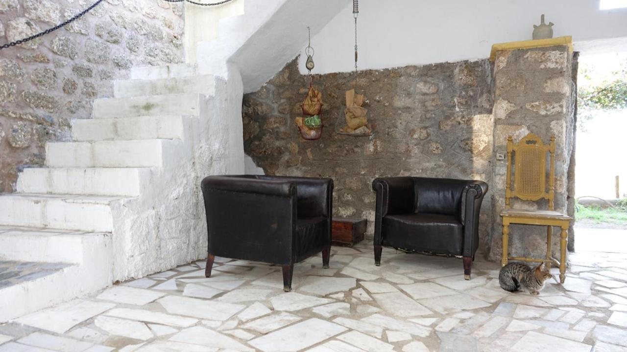 The Old Olive Mill House Βίλα Aegae Εξωτερικό φωτογραφία