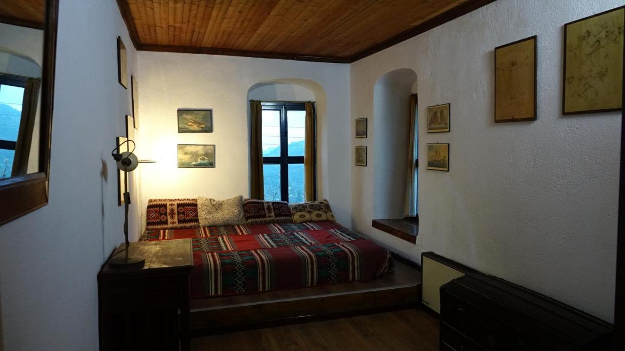The Old Olive Mill House Βίλα Aegae Εξωτερικό φωτογραφία